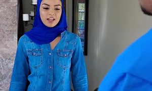 ExxxtraSmall - Hot Muslim Chick Gets Print Cumcockted